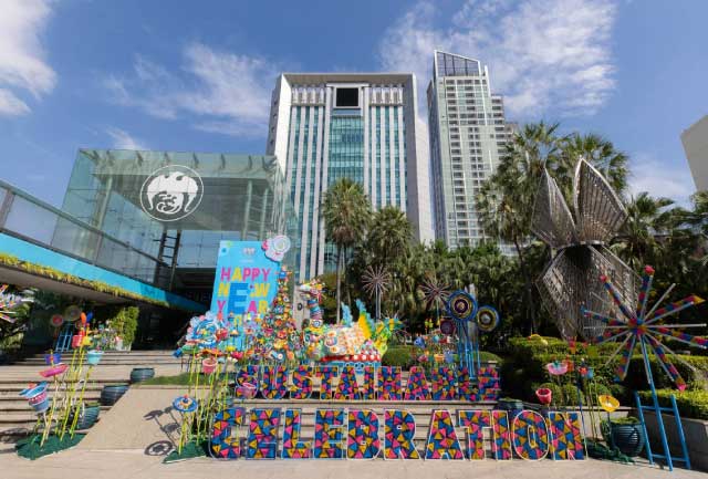 Krungthai Bank Creates Christmas Tree from Recycled Materials, Delivering Joy Creatively in a Sustainable, Eco-friendly Celebration